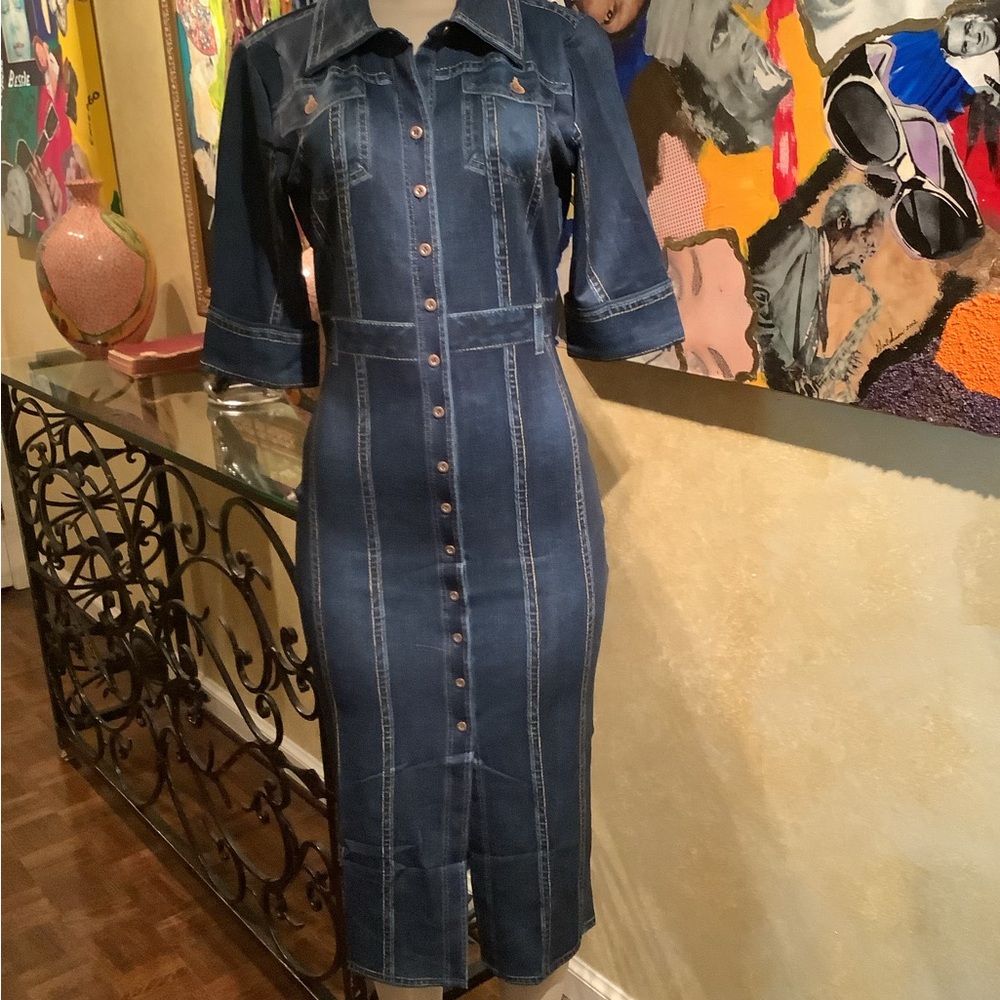 Denim printed midi dress.